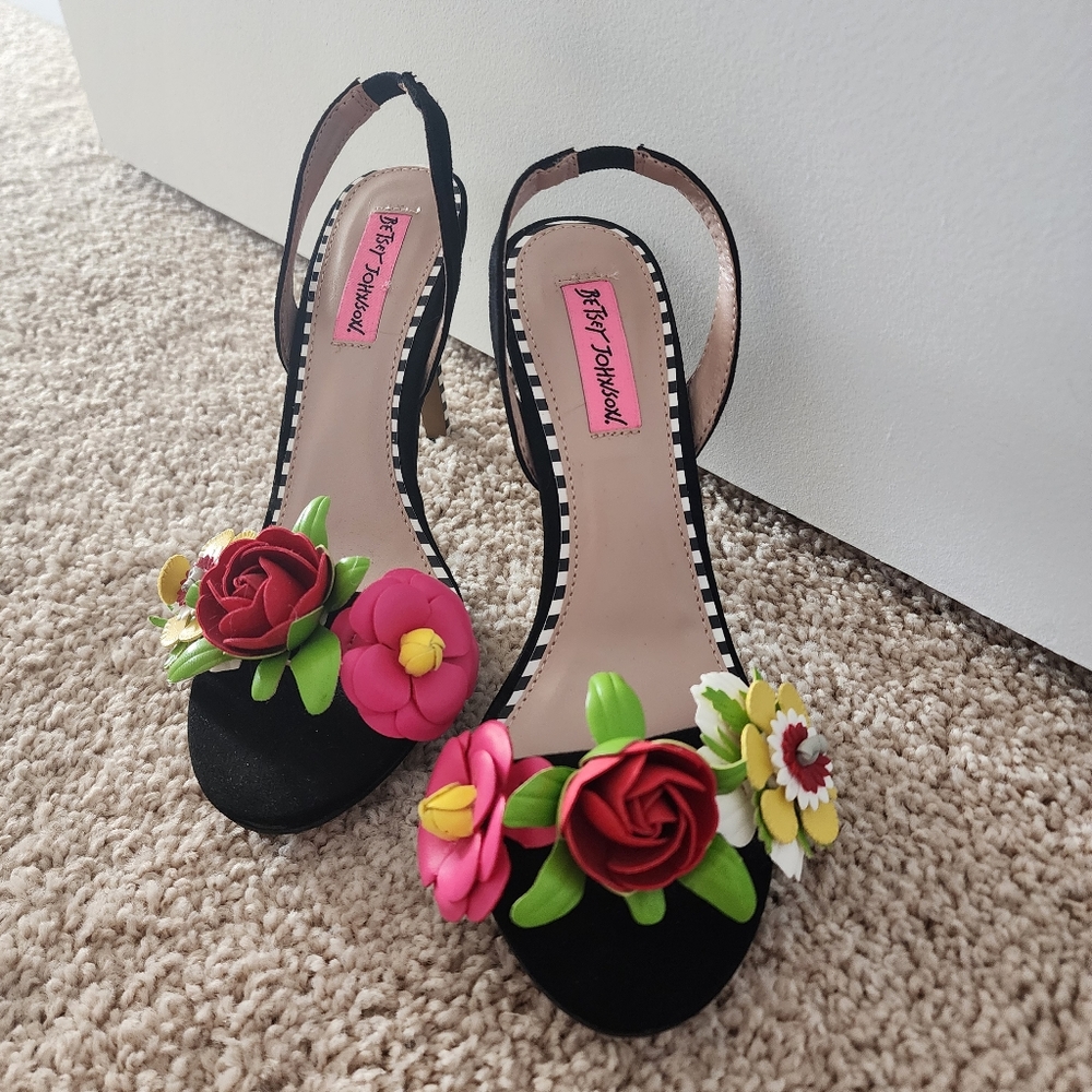 Betsey Johnson flower heels